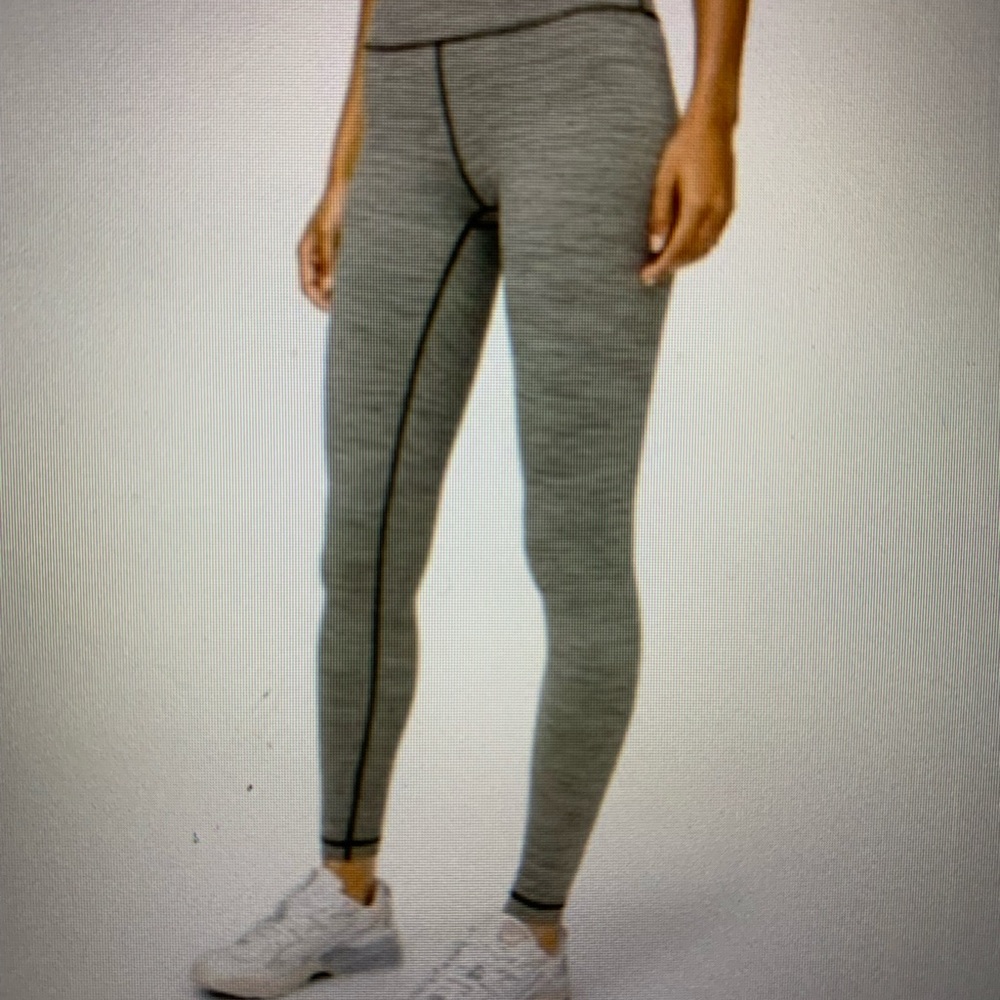 EUC LULULEMON SAGE HEATHER STRIPE LEGGING, SIZE 10